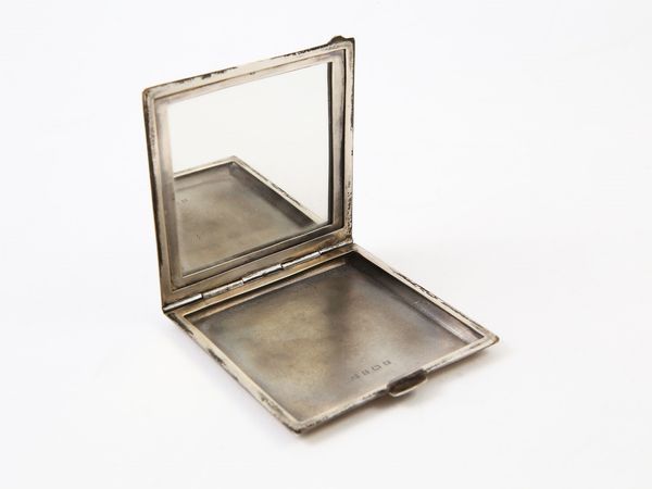 Specchio da borsetta in argento e smalti Raf  - Asta L'Arte di Arredare - Associazione Nazionale - Case d'Asta italiane