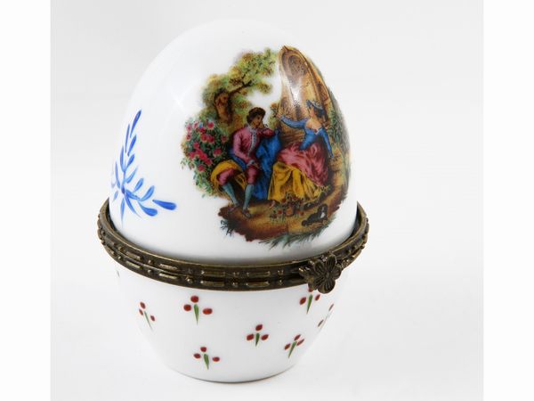 Lotto di curiosit� per la tavola in porcellana  - Asta L'Arte di Arredare - Associazione Nazionale - Case d'Asta italiane