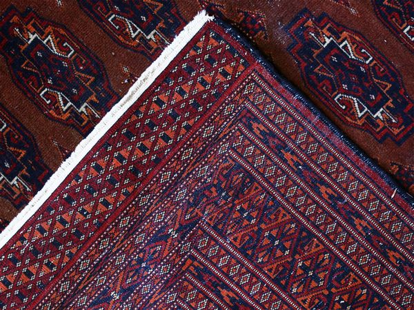 Tre tappeti caucasici di vecchia manifattura  - Asta L'Arte di Arredare - Associazione Nazionale - Case d'Asta italiane