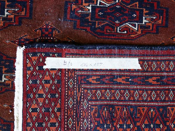 Tre tappeti caucasici di vecchia manifattura  - Asta L'Arte di Arredare - Associazione Nazionale - Case d'Asta italiane