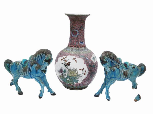 Lotto di curiost� in porcellana orientale  - Asta L'Arte di Arredare - Associazione Nazionale - Case d'Asta italiane