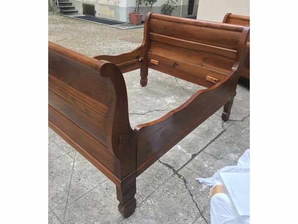 Letto a barca in ciliegio  - Asta L'Arte di Arredare - Associazione Nazionale - Case d'Asta italiane