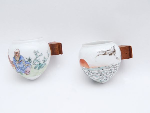 Lotto di curiosit� orientali  - Asta L'Arte di Arredare - Associazione Nazionale - Case d'Asta italiane