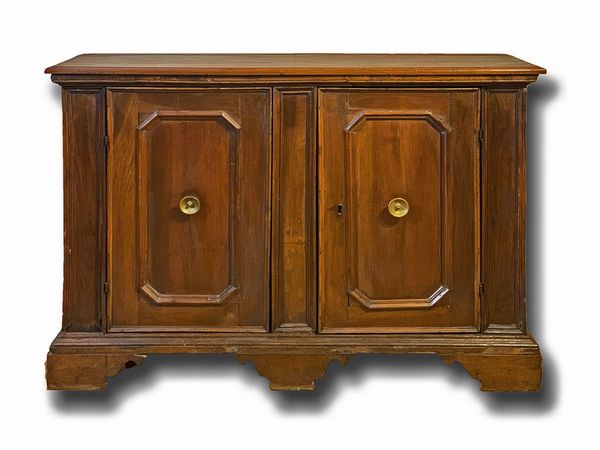 Credenza in noce  - Asta L'Arte di Arredare - Associazione Nazionale - Case d'Asta italiane