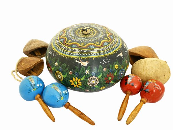 Lotto di piccoli strumenti musicali  - Asta L'Arte di Arredare - Associazione Nazionale - Case d'Asta italiane