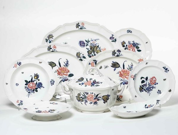 Servizio da tavola<BR>Inghilterra, Manifattura Wedgwood, XX secolo  - Asta Arredo per la Tavola | Cambi Time  - Associazione Nazionale - Case d'Asta italiane