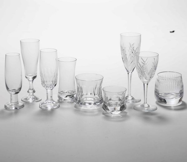 Undici fltes <BR>Francia, Manifattura Baccarat, XX secolo  - Asta Arredo per la Tavola | Cambi Time  - Associazione Nazionale - Case d'Asta italiane