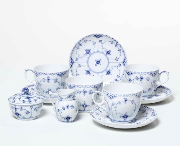 Parte di servizio da t Blu Fluted<BR>Danimarca, Manifattura Royal Copenhagen, XX secolo  - Asta Arredo per la Tavola | Cambi Time  - Associazione Nazionale - Case d'Asta italiane