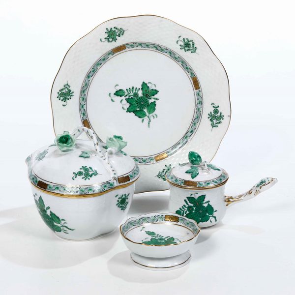 Quattro pezzi dal servizio Apponyi Green<BR>Ungheria, Manifattura Herend, seconda met del XX secolo  - Asta Arredo per la Tavola | Cambi Time  - Associazione Nazionale - Case d'Asta italiane