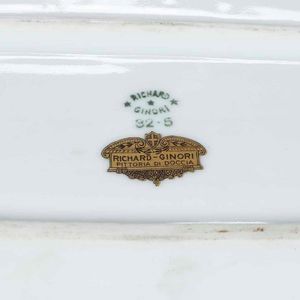 Piatto da portata da pesce<BR>Doccia, Manifattura Richard Ginori, 1930-1935 circa<BR>Modello di Gio Ponti  - Asta Arredo per la Tavola | Cambi Time  - Associazione Nazionale - Case d'Asta italiane