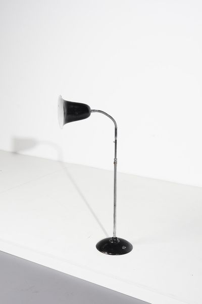 MANIFATTURA ITALIANA : Lampada da terra  - Asta Asta 370 | DESIGN E ARTI DECORATIVE DEL NOVECENTO Virtuale - Associazione Nazionale - Case d'Asta italiane