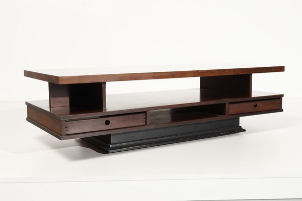 MANIFATTURA ITALIANA : Tavolino da salotto  - Asta Asta 370 | DESIGN E ARTI DECORATIVE DEL NOVECENTO Virtuale - Associazione Nazionale - Case d'Asta italiane