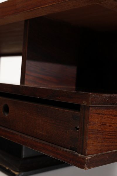 MANIFATTURA ITALIANA : Tavolino da salotto  - Asta Asta 370 | DESIGN E ARTI DECORATIVE DEL NOVECENTO Virtuale - Associazione Nazionale - Case d'Asta italiane