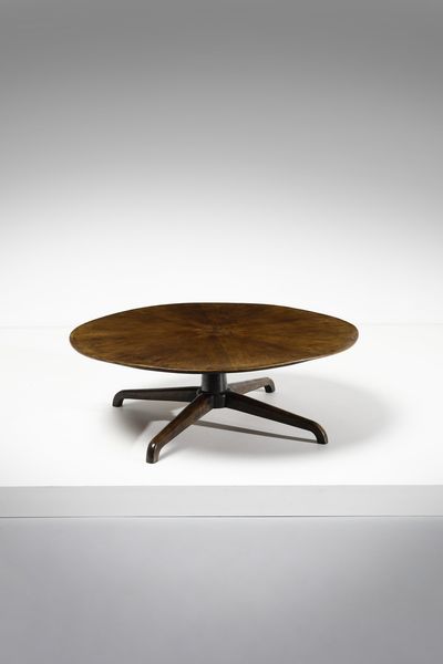 SKOVMAND & ANDERSEN : attribuito. Tavolino da salotto  - Asta Asta 370 | DESIGN E ARTI DECORATIVE DEL NOVECENTO Virtuale - Associazione Nazionale - Case d'Asta italiane