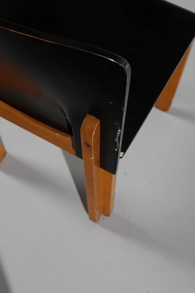 SCARPA AFRA (1937 -2011) & TOBIA (n. 1935) : attribuito. Sei sedie  - Asta Asta 370 | DESIGN E ARTI DECORATIVE DEL NOVECENTO Virtuale - Associazione Nazionale - Case d'Asta italiane