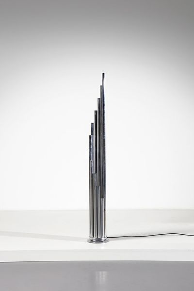 MANIFATTURA ITALIANA : Lampada da terra  - Asta Asta 370 | DESIGN E ARTI DECORATIVE DEL NOVECENTO Virtuale - Associazione Nazionale - Case d'Asta italiane