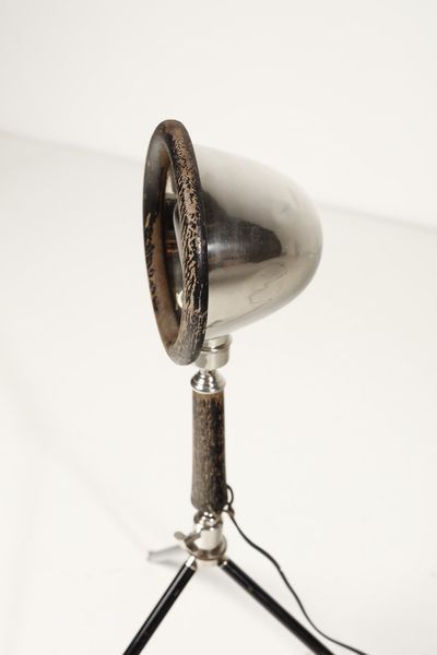 MANIFATTURA ITALIANA : Lampada da tavolo  - Asta Asta 370 | DESIGN E ARTI DECORATIVE DEL NOVECENTO Virtuale - Associazione Nazionale - Case d'Asta italiane