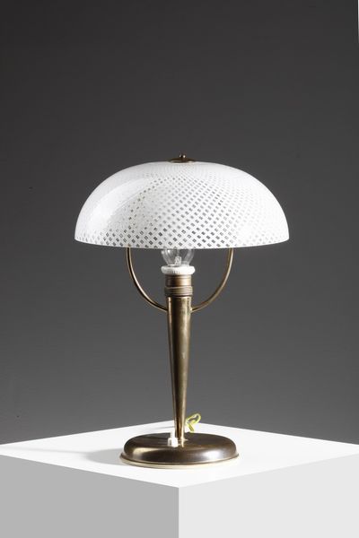 MANIFATTURA ITALIANA : Lampada da tavolo  - Asta Asta 370 | DESIGN E ARTI DECORATIVE DEL NOVECENTO Virtuale - Associazione Nazionale - Case d'Asta italiane