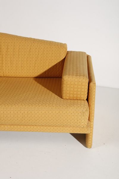 MANIFATTURA ITALIANA : Divano  - Asta Asta 370 | DESIGN E ARTI DECORATIVE DEL NOVECENTO Virtuale - Associazione Nazionale - Case d'Asta italiane