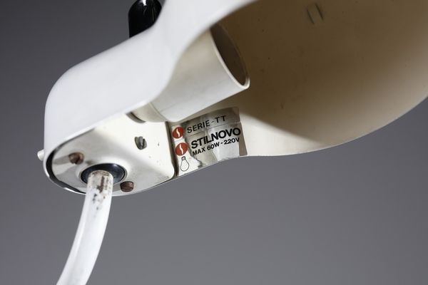 COLOMBO JOE (1930 - 1971) : Lampada da tavolo Topo per Stilnovo  - Asta Asta 370 | DESIGN E ARTI DECORATIVE DEL NOVECENTO Virtuale - Associazione Nazionale - Case d'Asta italiane