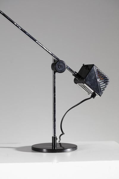 DE PAS , D'URBINO e LOMAZZI : Lampada da tavolo Maniglia per Stilnovo  - Asta Asta 370 | DESIGN E ARTI DECORATIVE DEL NOVECENTO Virtuale - Associazione Nazionale - Case d'Asta italiane