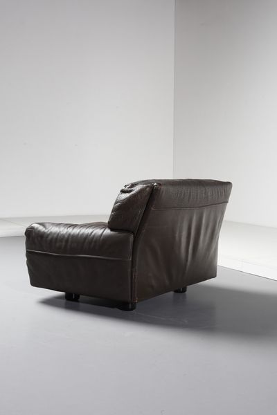 OFFREDI GIOVANNI (n. 1927) : attribuito. Coppia di poltrone  - Asta Asta 370 | DESIGN E ARTI DECORATIVE DEL NOVECENTO Virtuale - Associazione Nazionale - Case d'Asta italiane