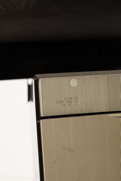 GRUPPO BBPR (n. 1932) : Scrivania Arco per Olivetti Synthesis  - Asta Asta 370 | DESIGN E ARTI DECORATIVE DEL NOVECENTO Virtuale - Associazione Nazionale - Case d'Asta italiane