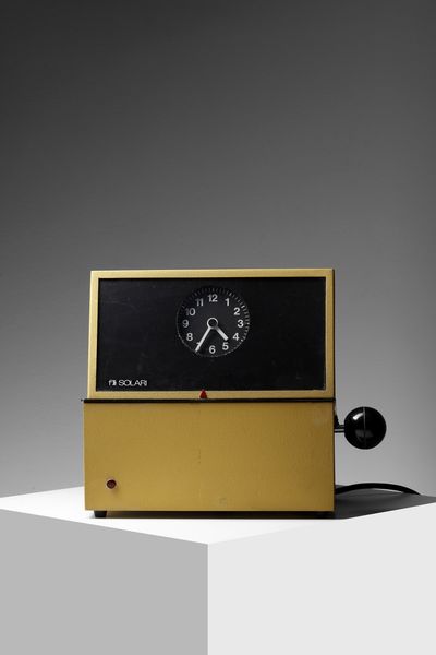 CHIGGIO ENNIO (n. 1938) : Orologio marcatempo Ekton per Solari Udine  - Asta Asta 370 | DESIGN E ARTI DECORATIVE DEL NOVECENTO Virtuale - Associazione Nazionale - Case d'Asta italiane
