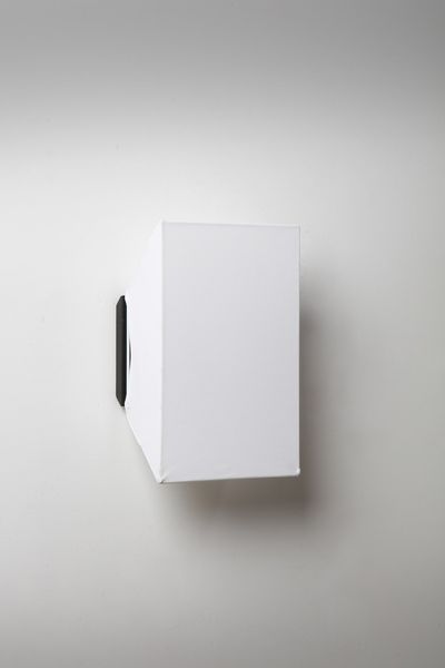 BOERI CINI (1924 - 2020) : Lampada da parete Accademia per Artemide  - Asta Asta 370 | DESIGN E ARTI DECORATIVE DEL NOVECENTO Virtuale - Associazione Nazionale - Case d'Asta italiane