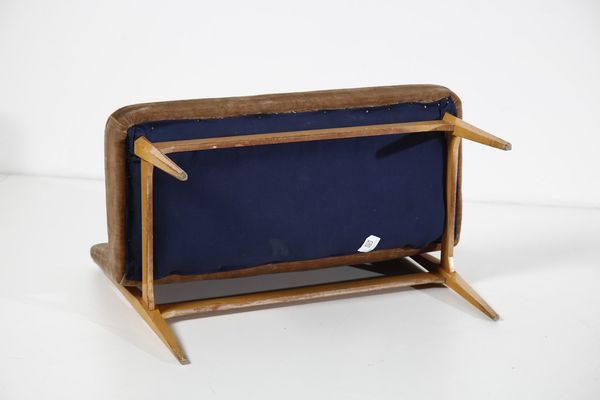 MANIFATTURA ITALIANA : Divanetto  - Asta Asta 370 | DESIGN E ARTI DECORATIVE DEL NOVECENTO Virtuale - Associazione Nazionale - Case d'Asta italiane