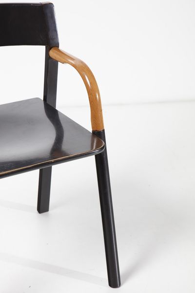 MANIFATTURA ITALIANA : Poltroncina  - Asta Asta 370 | DESIGN E ARTI DECORATIVE DEL NOVECENTO Virtuale - Associazione Nazionale - Case d'Asta italiane