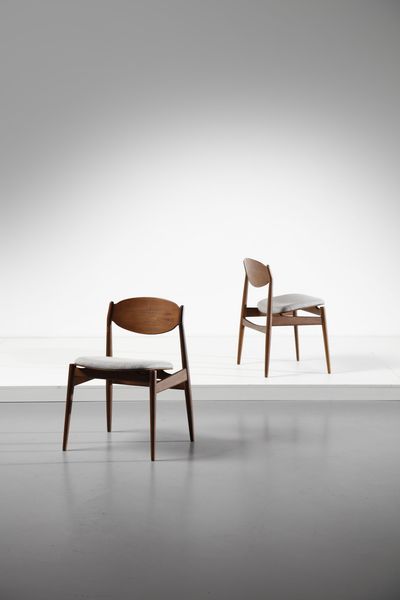 ISA BERGAMO : Coppia di sedie  - Asta Asta 370 | DESIGN E ARTI DECORATIVE DEL NOVECENTO Virtuale - Associazione Nazionale - Case d'Asta italiane