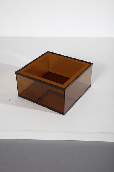 MANIFATTURA ITALIANA : Tavolino da salotto  - Asta Asta 370 | DESIGN E ARTI DECORATIVE DEL NOVECENTO Virtuale - Associazione Nazionale - Case d'Asta italiane