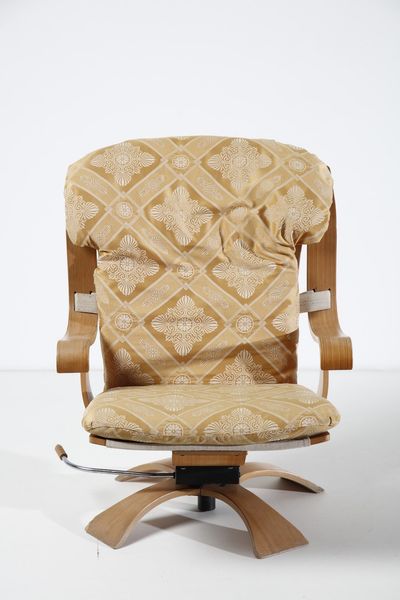 MANIFATTURA ITALIANA : Poltrona girevole  - Asta Asta 370 | DESIGN E ARTI DECORATIVE DEL NOVECENTO Virtuale - Associazione Nazionale - Case d'Asta italiane