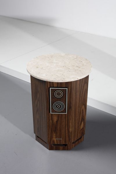 MANIFATTURA ITALIANA : Coppia di casse acustiche  - Asta Asta 370 | DESIGN E ARTI DECORATIVE DEL NOVECENTO Virtuale - Associazione Nazionale - Case d'Asta italiane