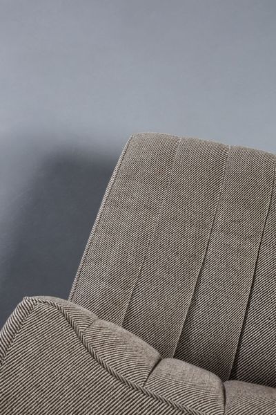 AGNOLI TITO (1931 - 2012) : Tre poltrone 900 per Arflex  - Asta Asta 370 | DESIGN E ARTI DECORATIVE DEL NOVECENTO Virtuale - Associazione Nazionale - Case d'Asta italiane