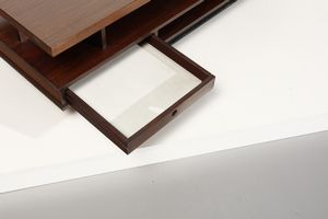 MANIFATTURA ITALIANA : Tavolino da salotto  - Asta Asta 370 | DESIGN E ARTI DECORATIVE DEL NOVECENTO Virtuale - Associazione Nazionale - Case d'Asta italiane