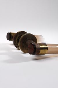 MANIFATTURA ITALIANA : Coppia di maniglie  - Asta Asta 370 | DESIGN E ARTI DECORATIVE DEL NOVECENTO Virtuale - Associazione Nazionale - Case d'Asta italiane