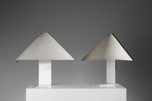 MAGISTRETTI VICO (1920 - 2006) - Coppia di lampade da tavolo Porsenna per Artemide