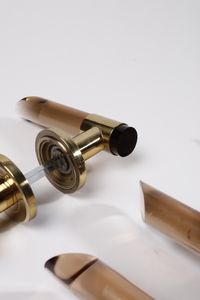 REGA ROMEO (1925 - 1984) : attribuito. Nove maniglie  - Asta Asta 370 | DESIGN E ARTI DECORATIVE DEL NOVECENTO Virtuale - Associazione Nazionale - Case d'Asta italiane