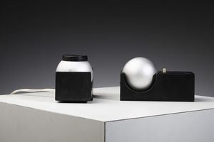 ERCO : Coppia di lampade da tavolo  - Asta Asta 370 | DESIGN E ARTI DECORATIVE DEL NOVECENTO Virtuale - Associazione Nazionale - Case d'Asta italiane