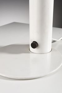 MARTINELLI ELIO (1921 - 2004) : Lampada da tavolo modello Robot 2135 per Martinelli Luce  - Asta Asta 370 | DESIGN E ARTI DECORATIVE DEL NOVECENTO Virtuale - Associazione Nazionale - Case d'Asta italiane