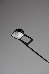 DE PAS , D'URBINO e LOMAZZI : Lampada da tavolo Maniglia per Stilnovo  - Asta Asta 370 | DESIGN E ARTI DECORATIVE DEL NOVECENTO Virtuale - Associazione Nazionale - Case d'Asta italiane