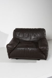 OFFREDI GIOVANNI (n. 1927) : attribuito. Coppia di poltrone  - Asta Asta 370 | DESIGN E ARTI DECORATIVE DEL NOVECENTO Virtuale - Associazione Nazionale - Case d'Asta italiane