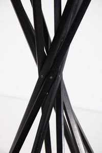 DE PAS , D'URBINO e LOMAZZI : Appendiabiti Sciangai per Zanotta  - Asta Asta 370 | DESIGN E ARTI DECORATIVE DEL NOVECENTO Virtuale - Associazione Nazionale - Case d'Asta italiane