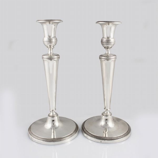 COPPIA DI CANDELABRI  - Asta Tempo d'estate - Associazione Nazionale - Case d'Asta italiane