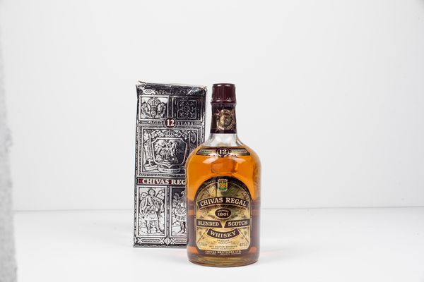Chivas Regal, Blended Scotch Whisky 12 years old  - Asta Summer Wine | Cambi Time - Associazione Nazionale - Case d'Asta italiane