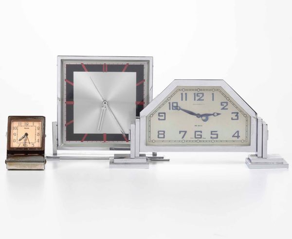 Lotto di tre orologi anni '50 in metallo cromato  - Asta Antiquariato Luglio | Cambi Time - Associazione Nazionale - Case d'Asta italiane