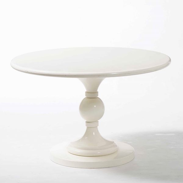 Tavolo in legno dipinto bianco con gamba centrale tornita  - Asta Antiquariato Luglio | Cambi Time - Associazione Nazionale - Case d'Asta italiane
