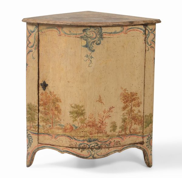 Angolare in legno laccato, XVIII secolo  - Asta Antiquariato Luglio | Cambi Time - Associazione Nazionale - Case d'Asta italiane